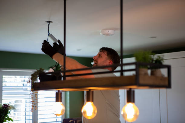 Best Circuit Breaker Repair  in Alvarado, TX